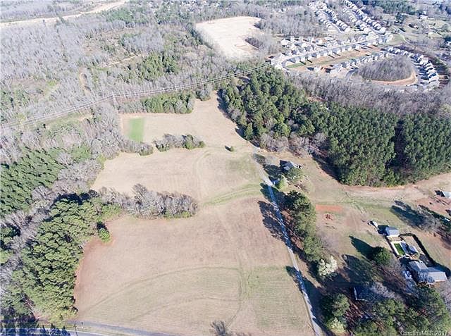 2nd image of 596 Neely Rd