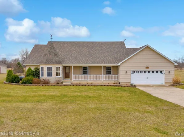 9019 Hillview Ln, Jackson, MI 49201