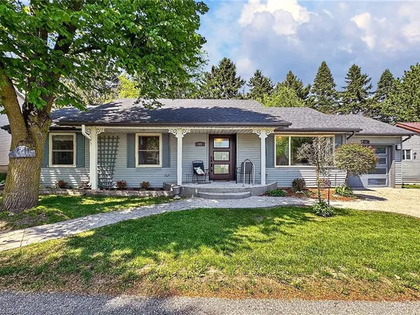 12 Fieldstone Walk, Wilmot, ON N3A 2E9