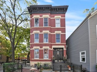 1900 N Bissell St, Chicago, IL 60614