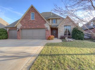 672 W 78th Pl, Tulsa, OK 74132