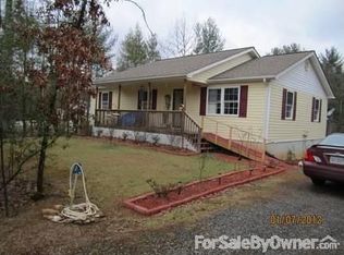203 Holloway Dr, Hillsville, VA 24343