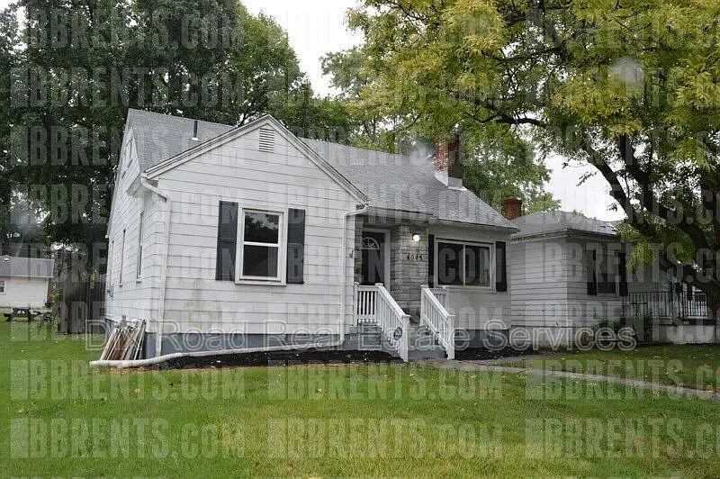 3 bed, 3.0 bath, 1224 sqft, $1,095 — Photo 3