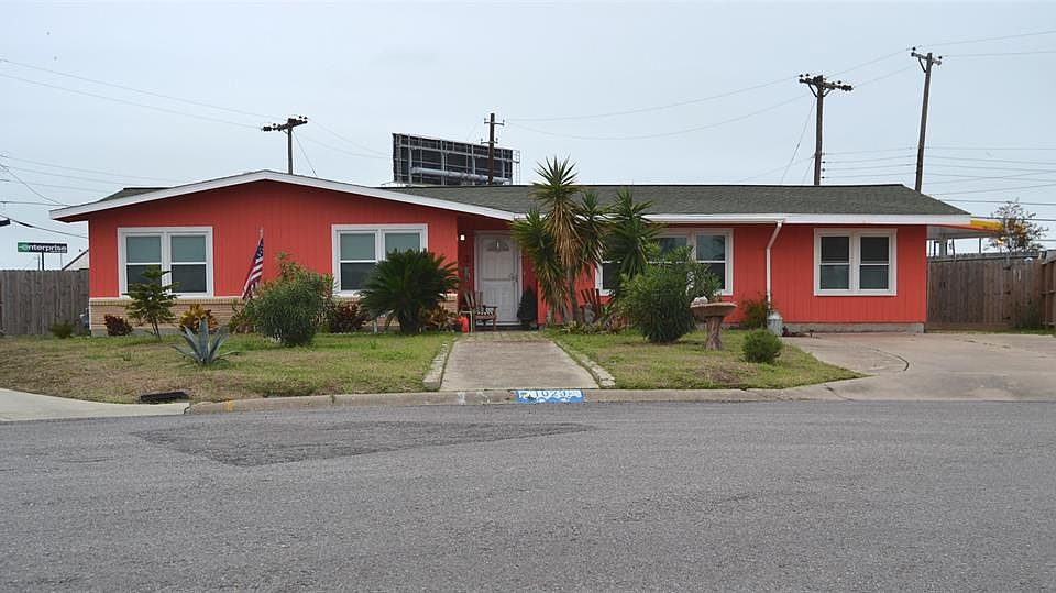 1st image of 1023 Bayou Cir