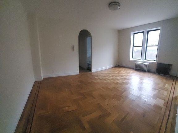 3rd image of 32-30 93rd St #F4