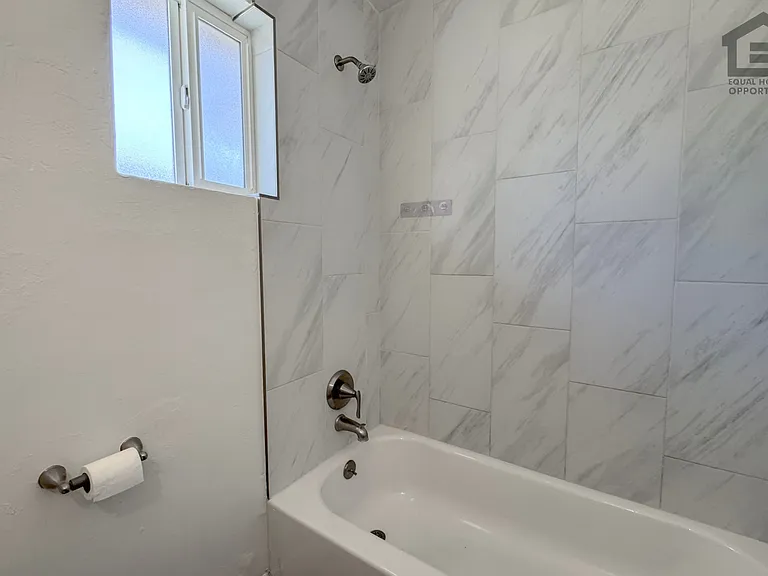 1346 E Willetta St — Photo 22