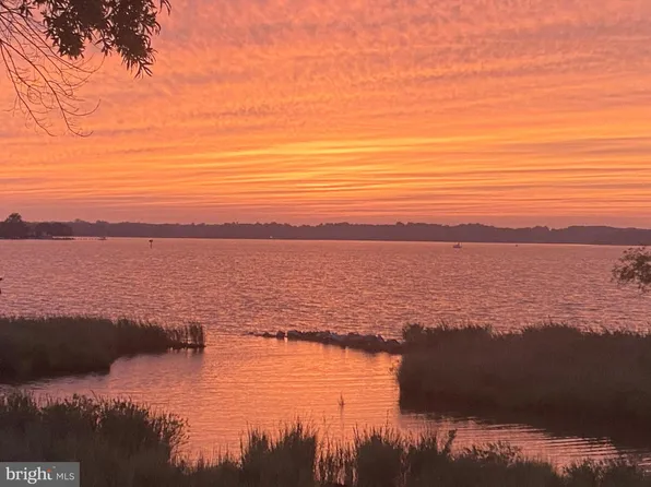 4728 Frederick Ave, Shady Side, MD 20764