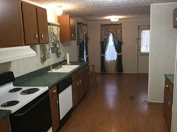 3rd image of 164 Rockville Springs Dr