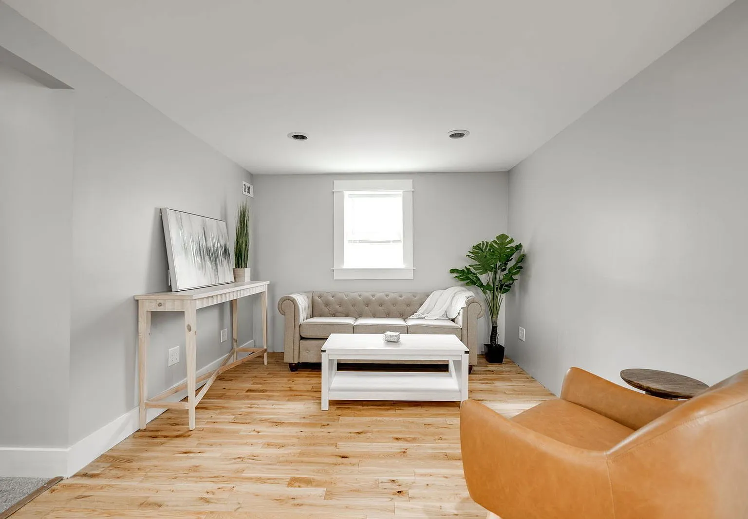 2 bed, 1.0 bath, 970 sqft, $1,495 — Photo 4