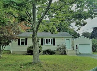 111 Woodvale Rd, West Haven, CT 06516