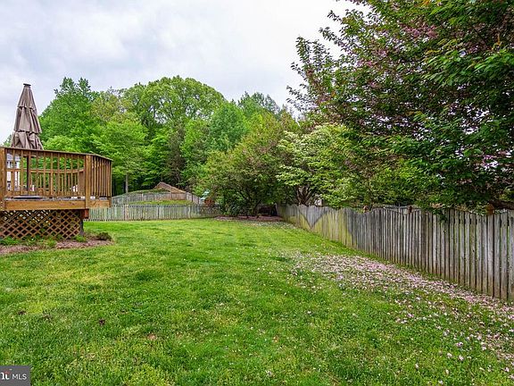 4th image of 15585 Toddsbury Ln