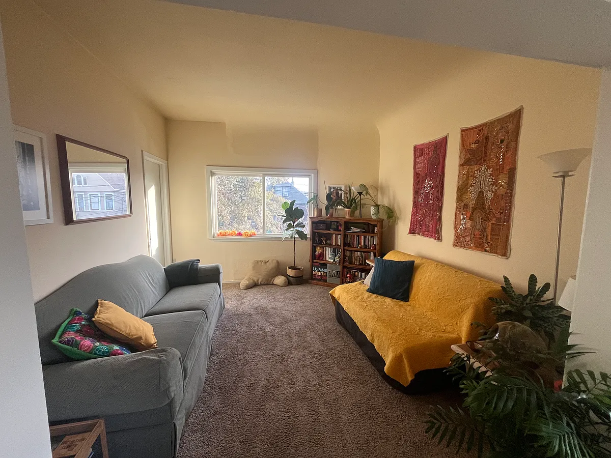 Building Photo - 1815 Derby St #D