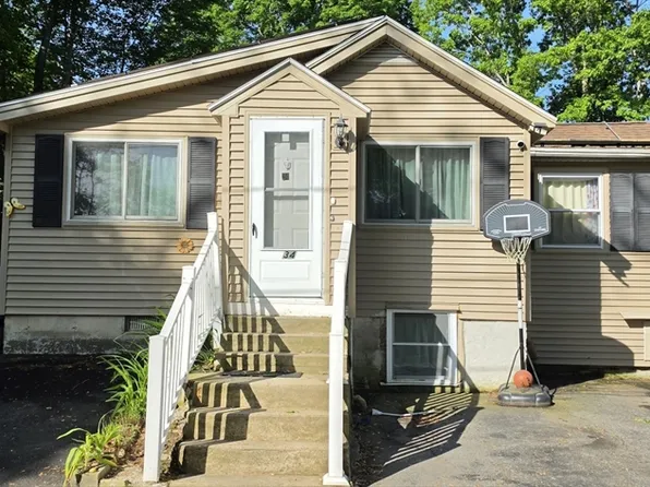 34 Hatch St, Haverhill, MA 01832