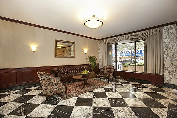 Sold by R New York | media 6
