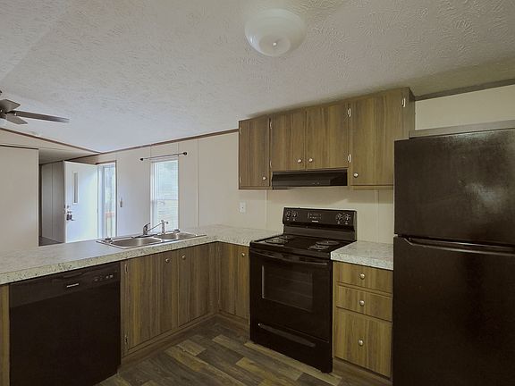 5th image of 1160 Sioux Swamp Dr