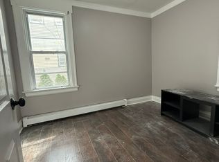 27 Garwood Pl #1L, Irvington, NJ 07111