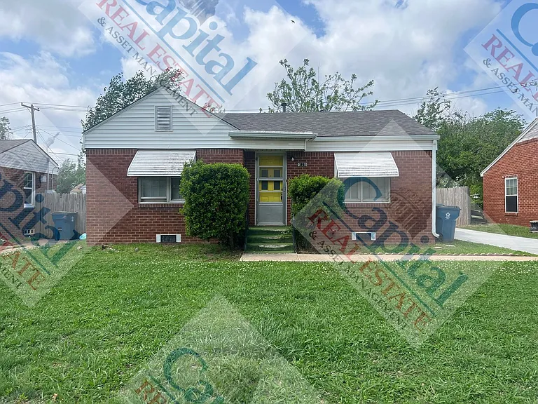 421 N Key Blvd — Photo 1