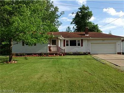 1570 Electric Blvd photo 1