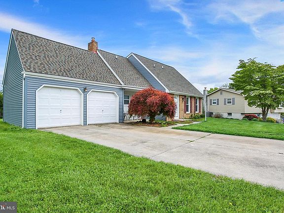 2nd image of 429 N Scenic Rd