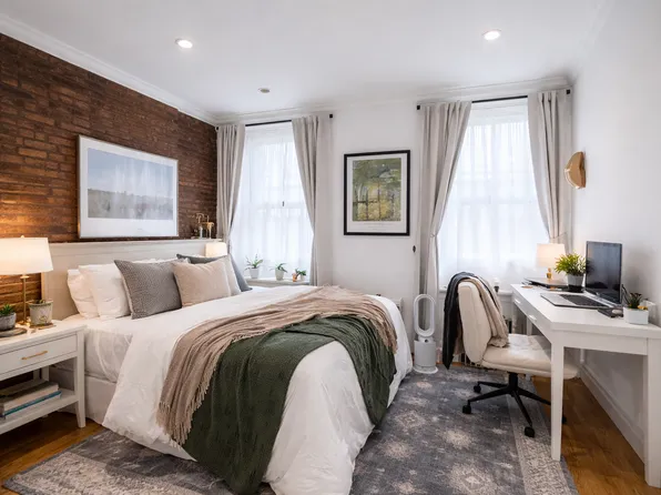 260 Elizabeth St APT 2, New York, NY 10012