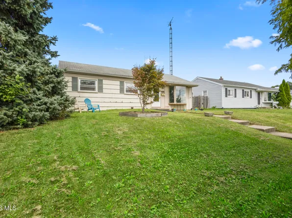 2039 N Ravine Pkwy, Toledo, OH 43605