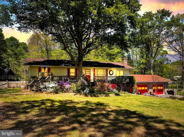 41 Wood Landing Rd, Fredericksburg, VA 22405
