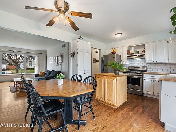 4th image of 3S177 Cypress Dr