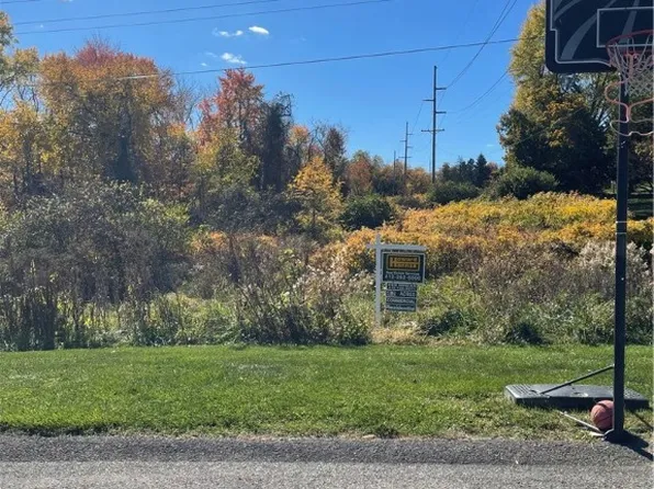 0 Utz Ln, Coraopolis, PA 15108