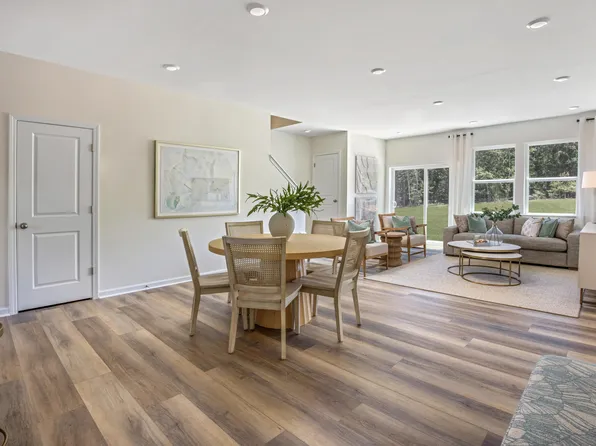 726 Sao Miguel Ln, Raleigh, NC 27610