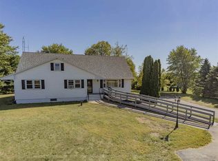 3751 N Hoisington Rd, Winnebago, IL 61088