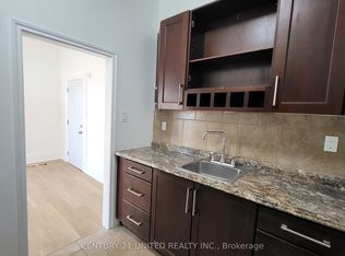 172.5 Hunter St E #7, Peterborough, ON K9H 1G4