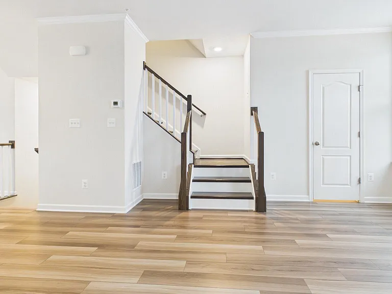 22 Chester Ct — Photo 28