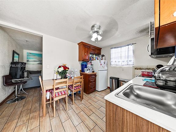 3rd image of 2151 NW 42nd St
