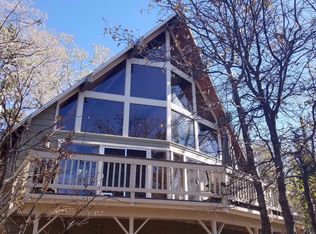 789 Crown Way, Lake Arrowhead, CA 92352