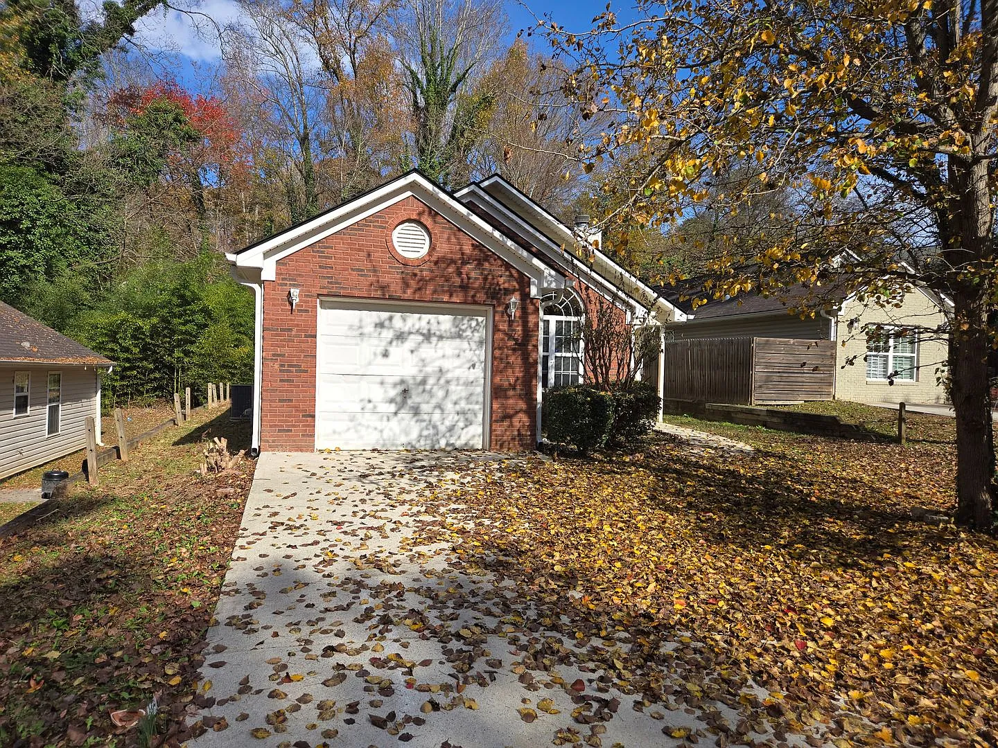 Beautiful 3 bedroom home located in Atlanta — Photo 2