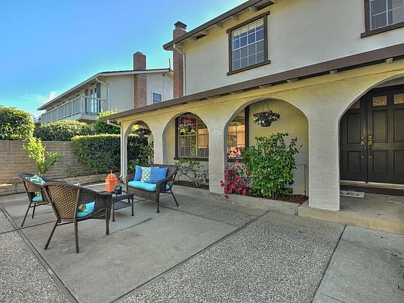 3rd image of 893 Russet Dr