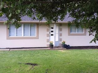 6587 Hendrickson Rd, Middletown, OH 45044