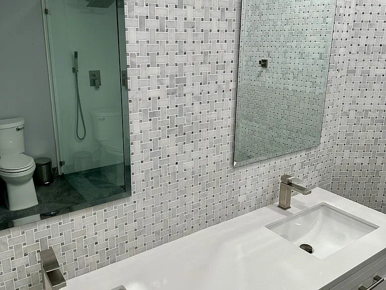 65 Pelican Pointe Dr #202 — Photo 25