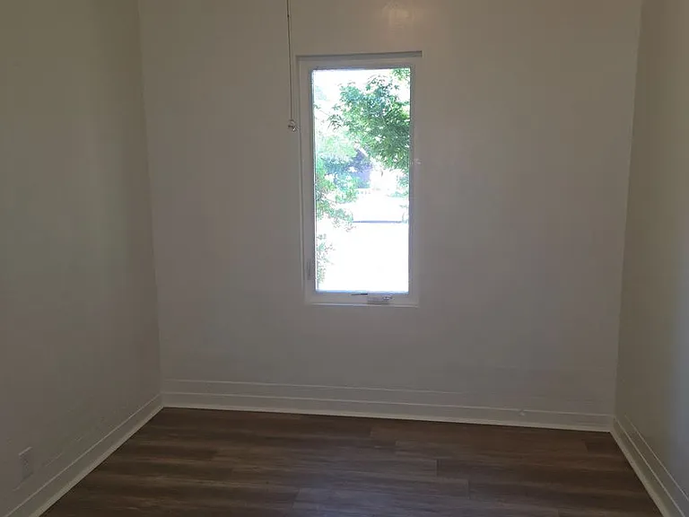 131 S Mason St — Photo 5