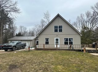 17726 Eleven Mile Rd, Leroy, MI 49655