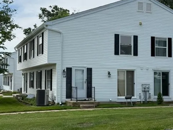 32 Coliston Rd #B, Reisterstown, MD 21136