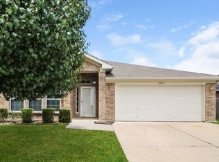 9268 Saint Martin Rd, Fort Worth, TX 76123
