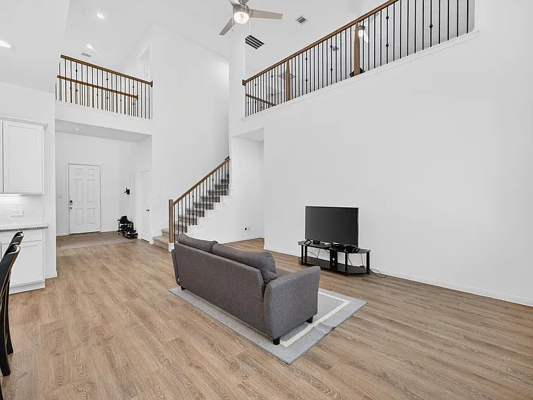 1502 Crystal Falls Dr — Photo 10
