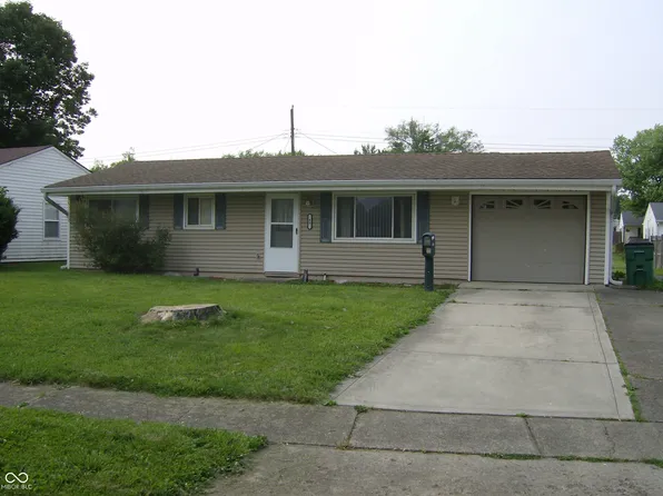 80 Brentwood Dr, Mooresville, IN 46158