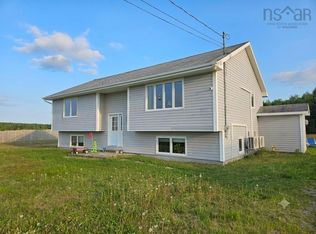 176 Armada Dr, Cape Breton, NS B1N 3J4