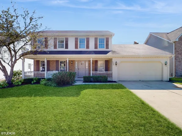 27W333 Waterford Dr, Winfield, IL 60190