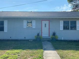 623 Eastern Ave, Marengo, IA 52301
