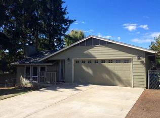 445 Jana Ave, Woodburn, OR 97071