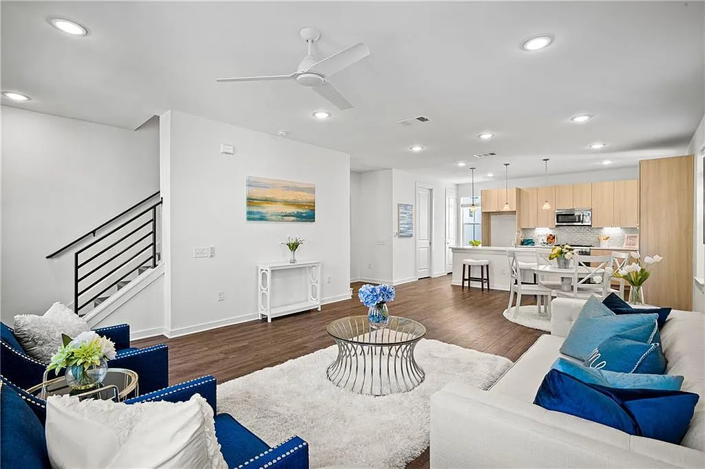 3 bed, 3.5 bath, 1788 sqft, $3,200 — Photo 1