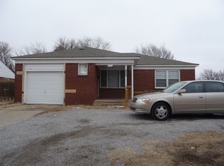 1666 S Woodlawn Blvd, Wichita, KS 67218